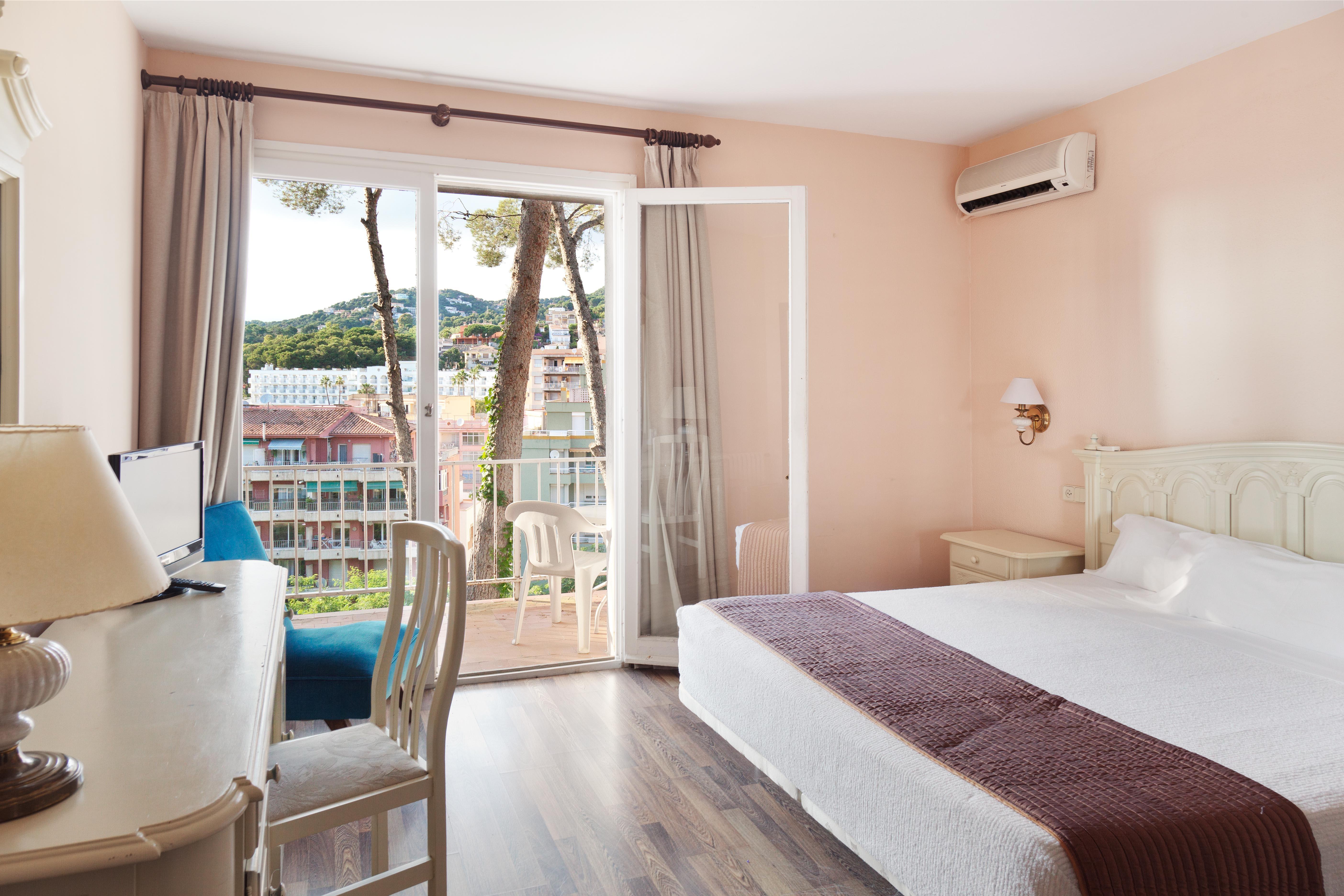 Hotel Roger De Flor By Seleqtta Lloret de Mar Dış mekan fotoğraf